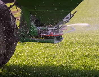 The Ultimate Guide to Lawn Fertilization: When, How, and Why?